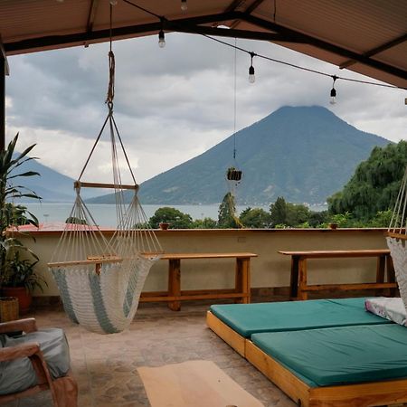 Ostello Casa Madera San Marcos La Laguna Esterno foto