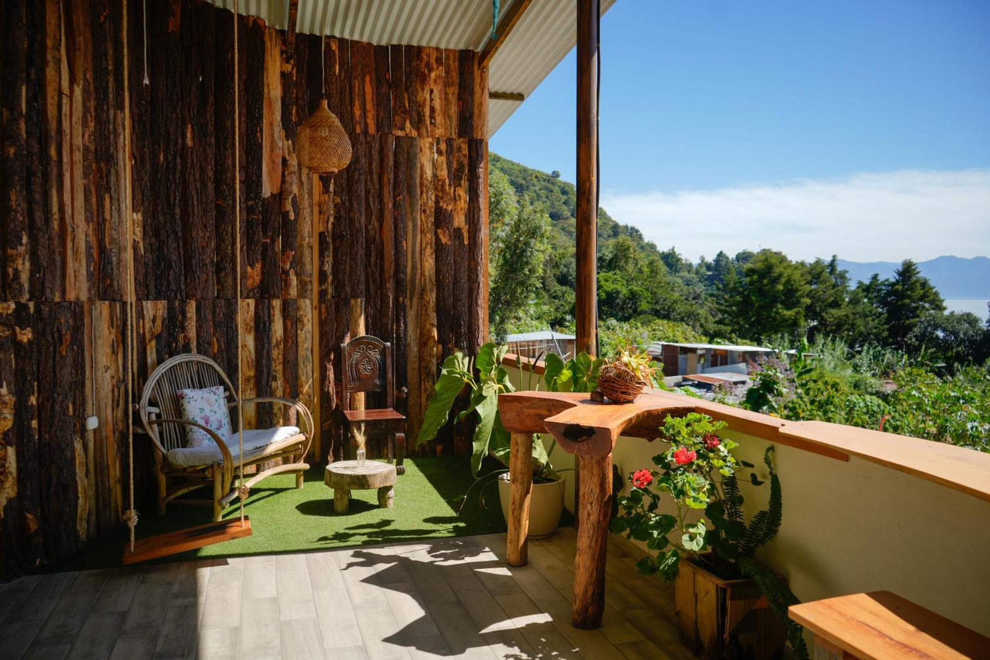 Ostello Casa Madera San Marcos La Laguna Esterno foto