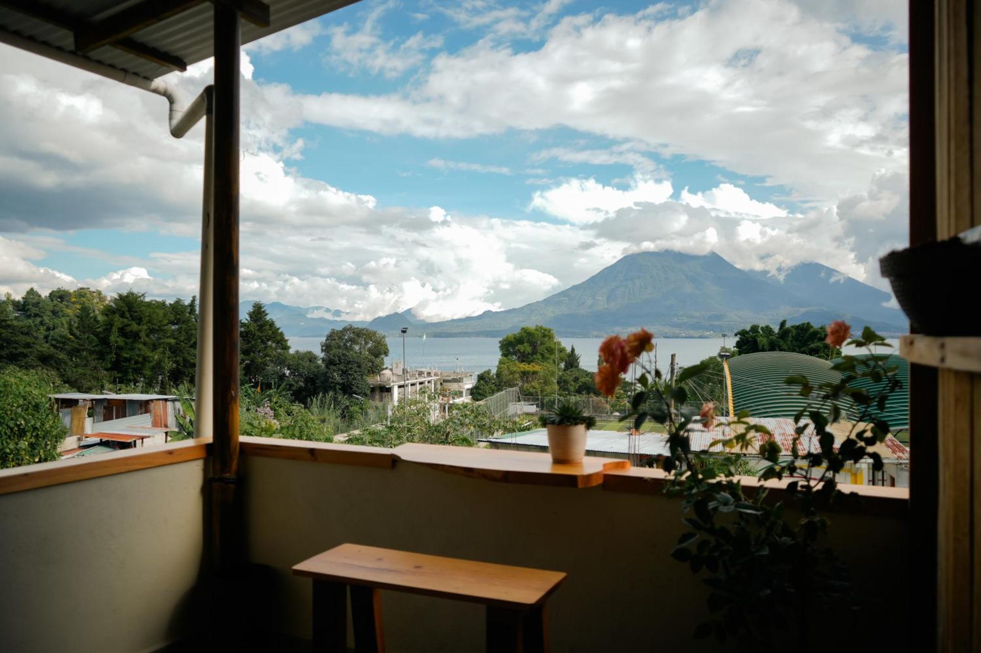 Ostello Casa Madera San Marcos La Laguna Esterno foto